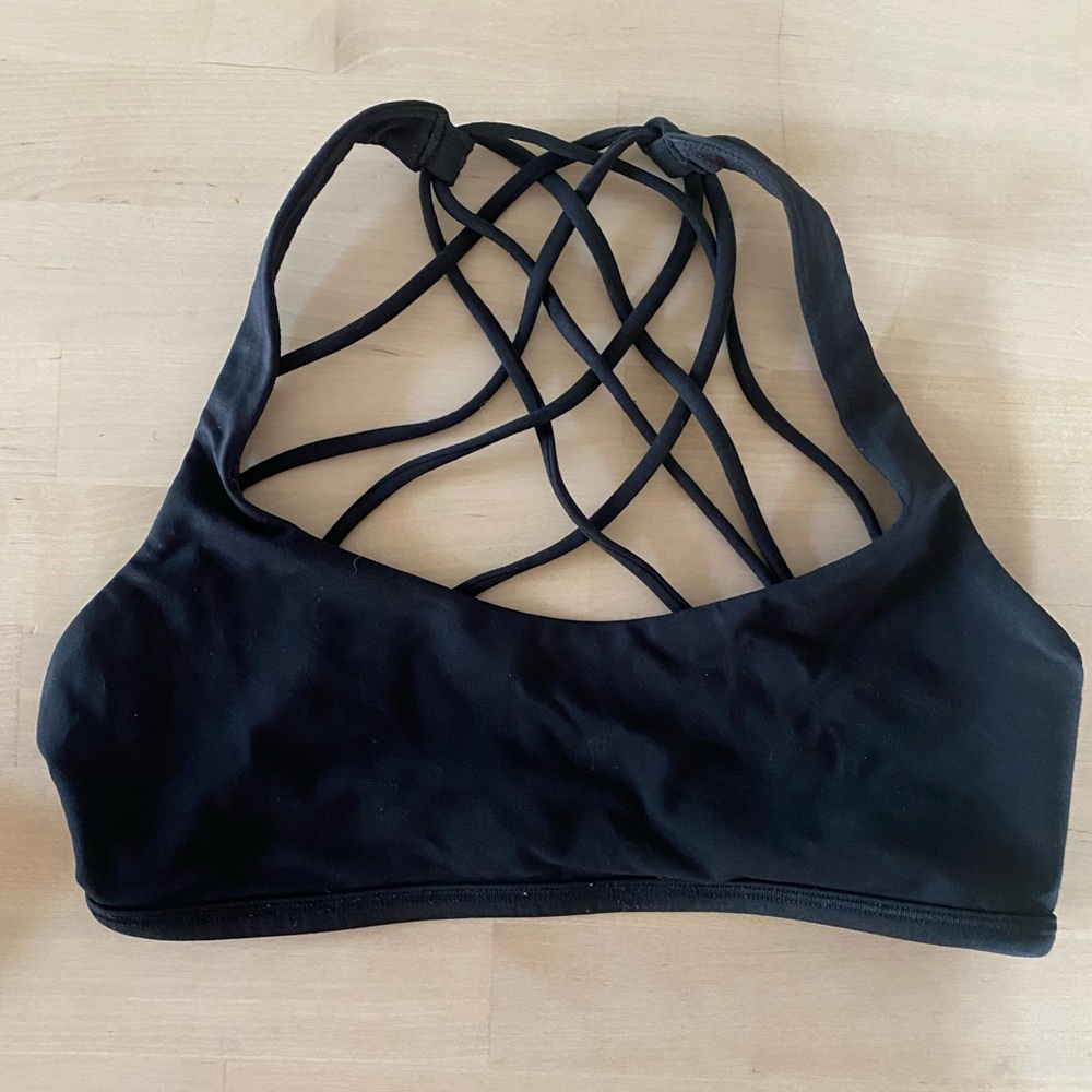 Lululemon Free To Be Bra